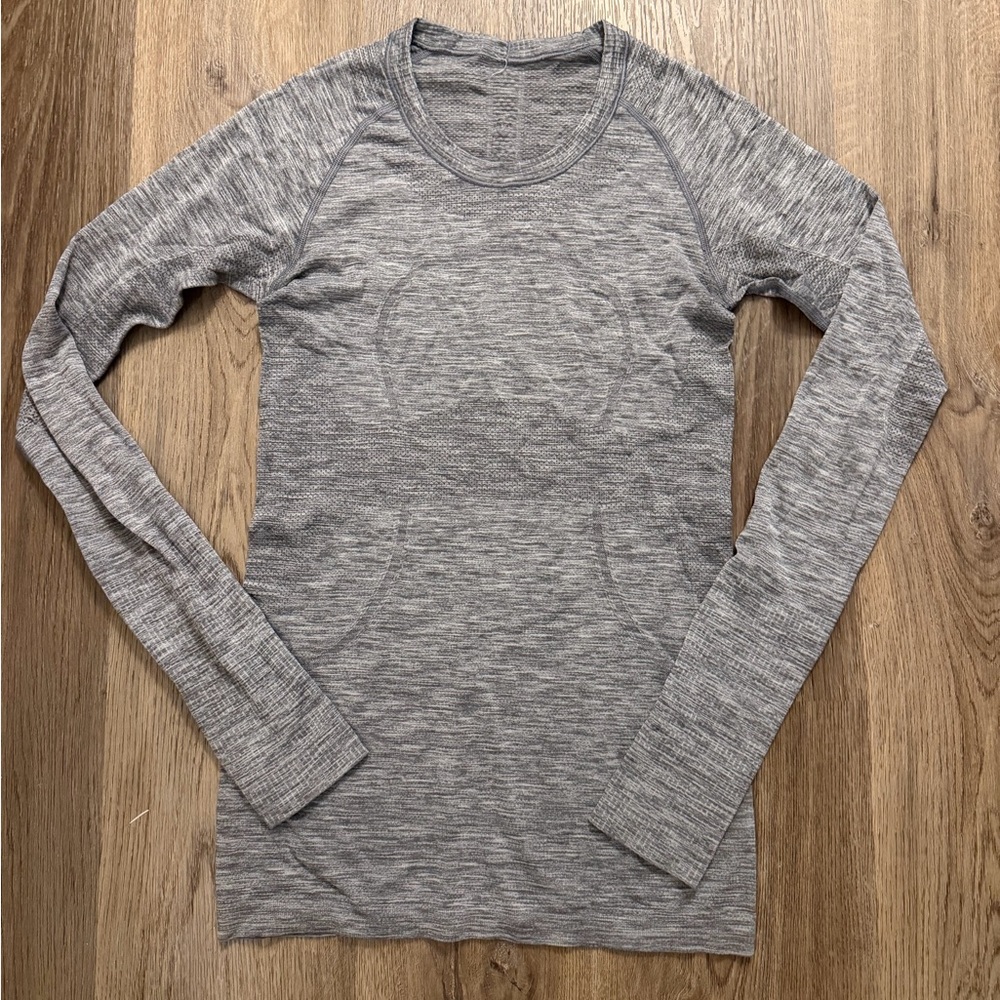 Lululemon Swiftly Tech Long Sleeve Tee